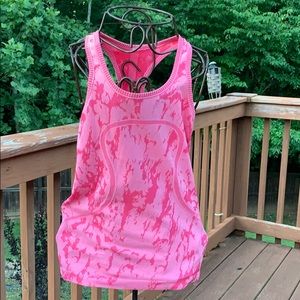 LuluLemon swifty tech tank!